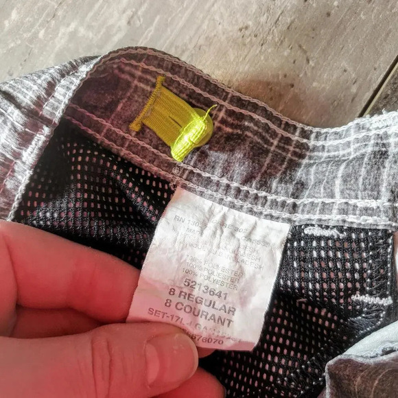 Lee Boys' Dungarees Grafton Cargo Short Gray and White Plaid Size 8 Regular - Picture 8 of 16